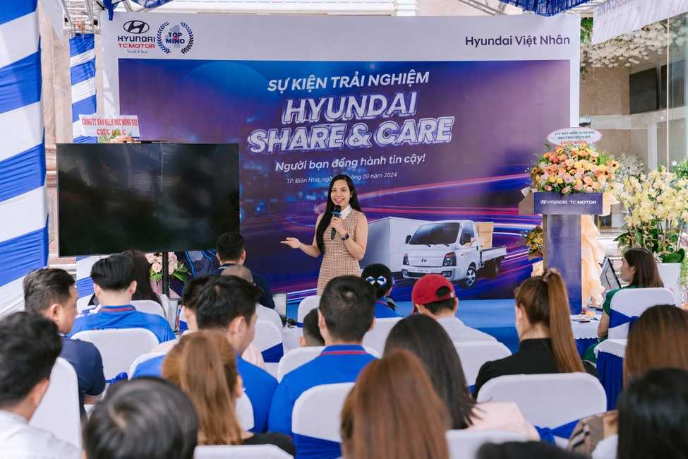 Chuỗi sự kiện “Hyundai Share & Care” trên toàn quốc: Dấu ấn đồng hành của thương hiệu và bà Vũ Thị Nhâm