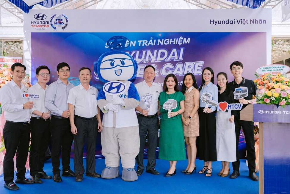 Chuỗi sự kiện “Hyundai Share & Care” trên toàn quốc: Dấu ấn đồng hành của thương hiệu và bà Vũ Thị Nhâm